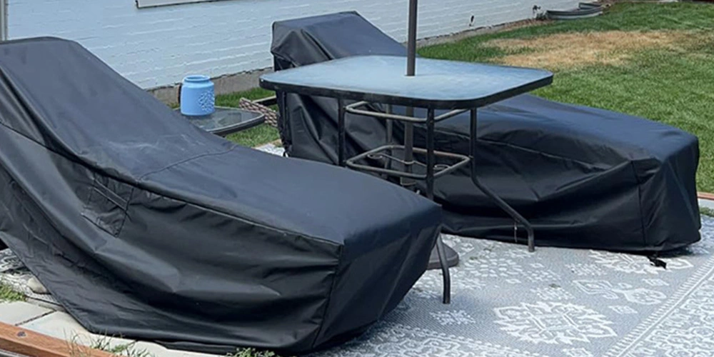 Lounge Cover